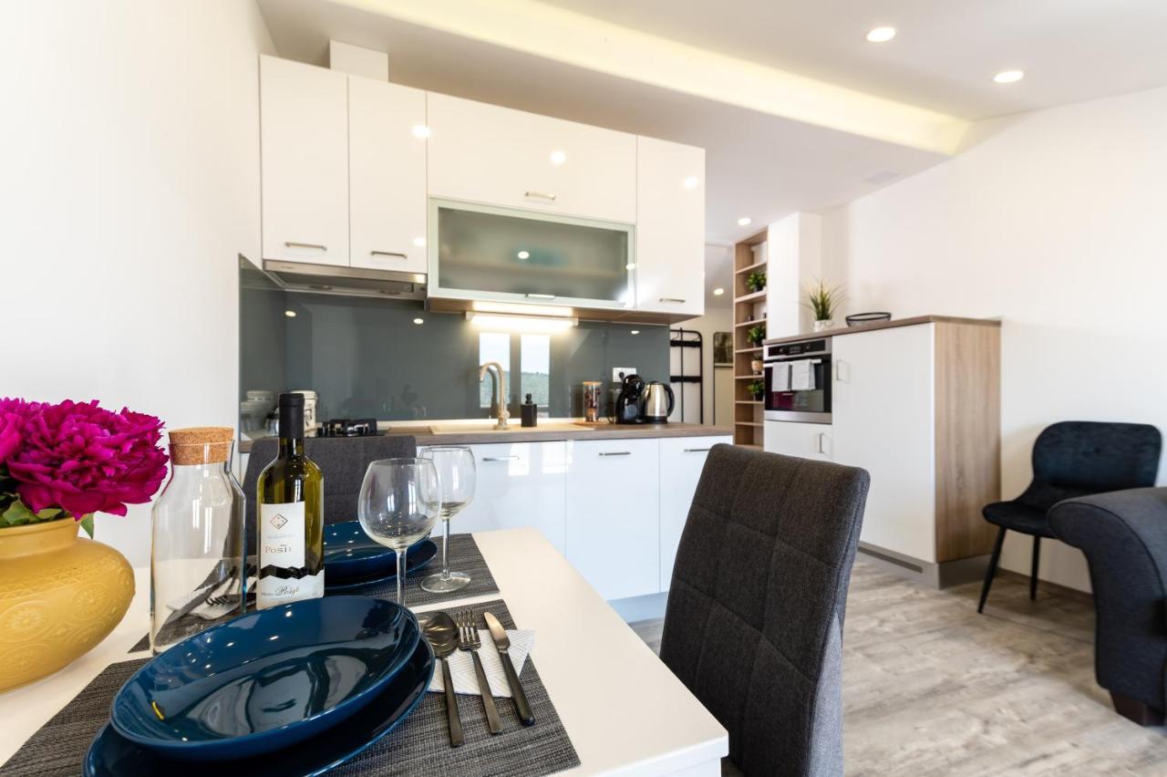Olivae Apartments Trogir Eksteriør bilde