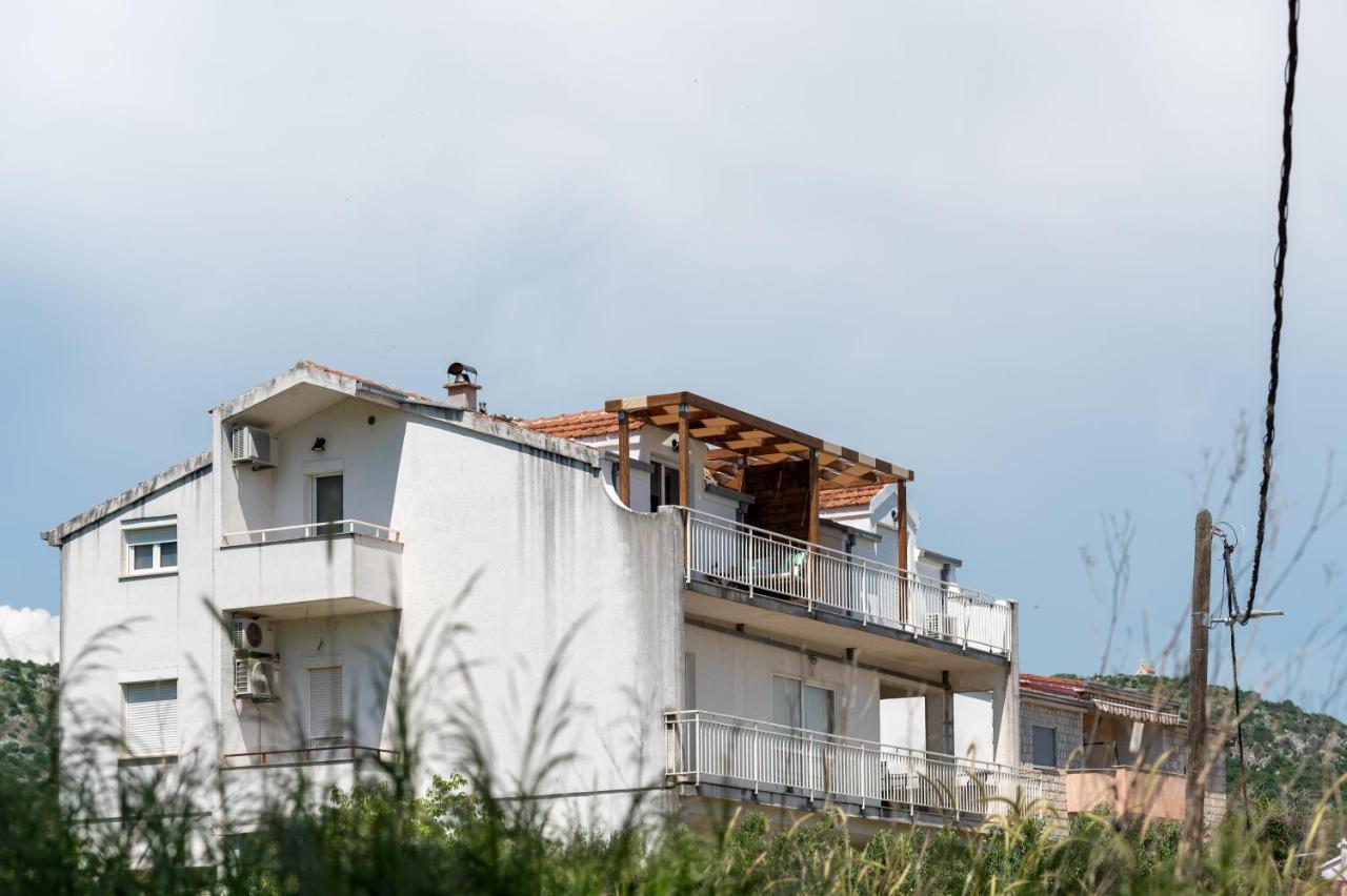 Olivae Apartments Trogir Eksteriør bilde